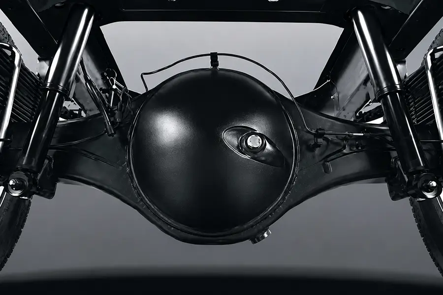 EX-8 Dropside_Performance 900 x 600 Rear Axle Heavy Load