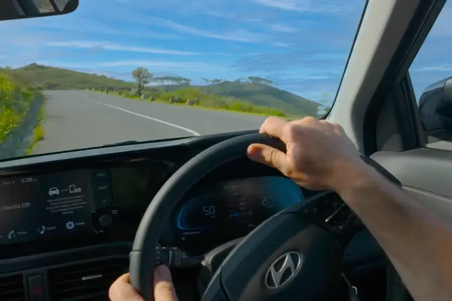 Exter_Interior 900 x 600 Elevated Drving