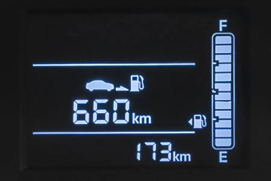 Grand i10_Performance 900 x 600 Fuel Consumption