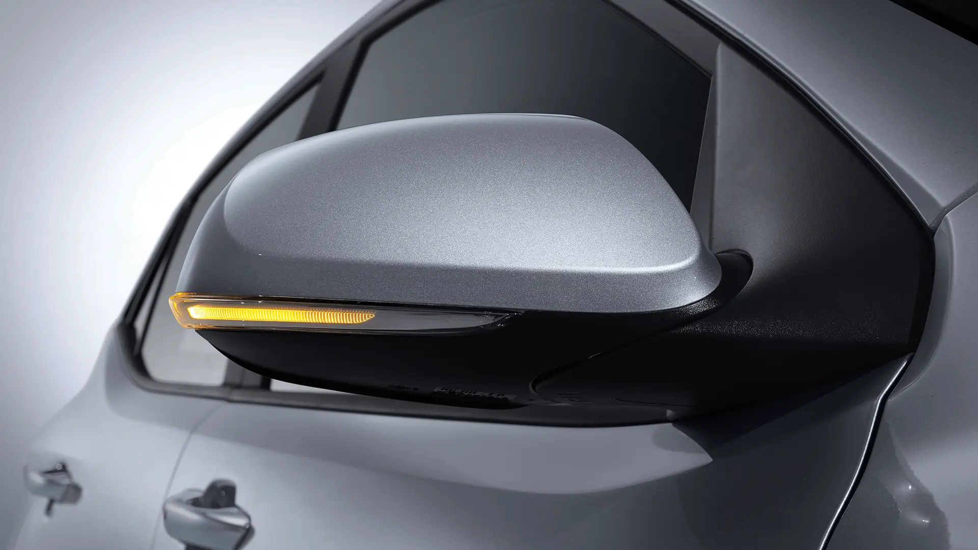 Grand i10 Sedan_Gallery 1920 x 1080 2