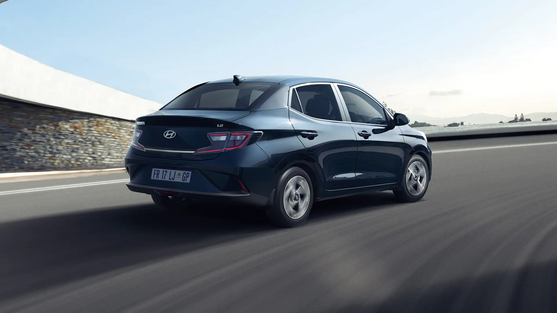 Grand i10 Sedan_Gallery 1920 x 1080 6