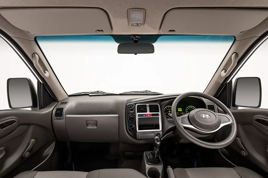 H-100 Chasis Cab_Interior 900 x 600 Durable Interior
