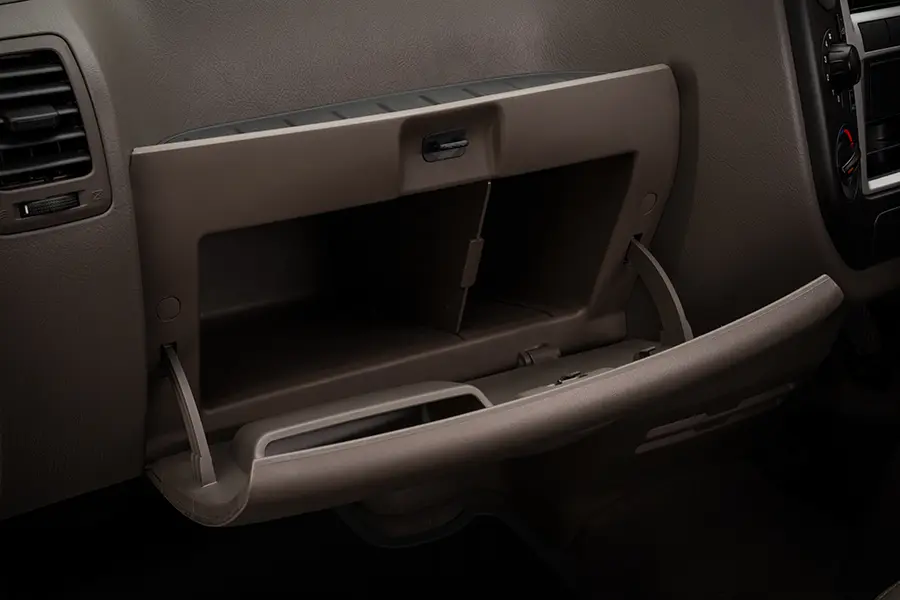 H-100 Chasis Cab_Interior 900 x 600 Practical Storage