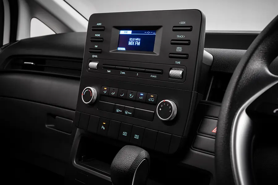 Staria Panelvan_Interior 900 x 600 Centre Control Access