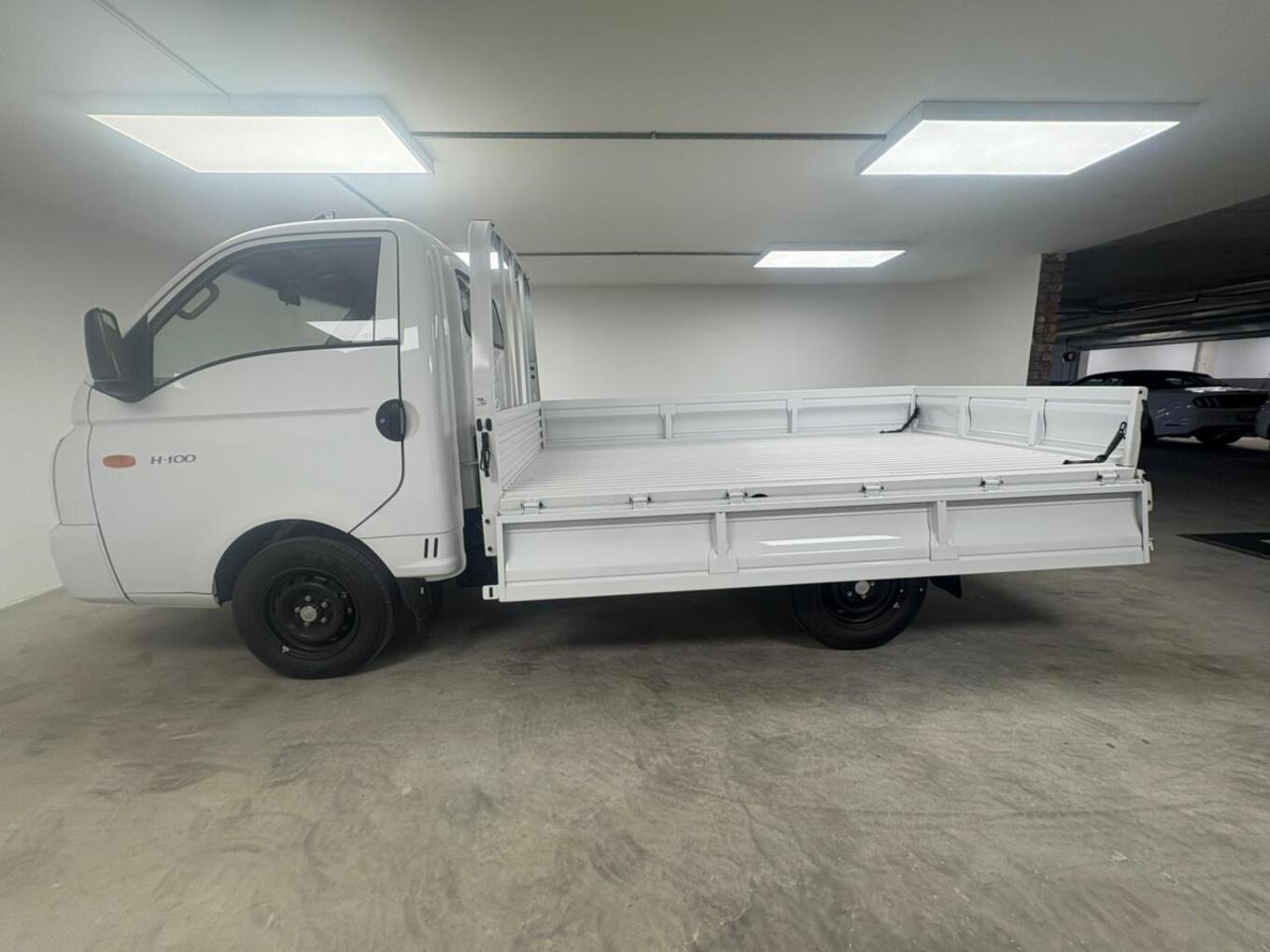 2026 Hyundai H100 H100 2.6D A/C F/C D/S thumbnail 10