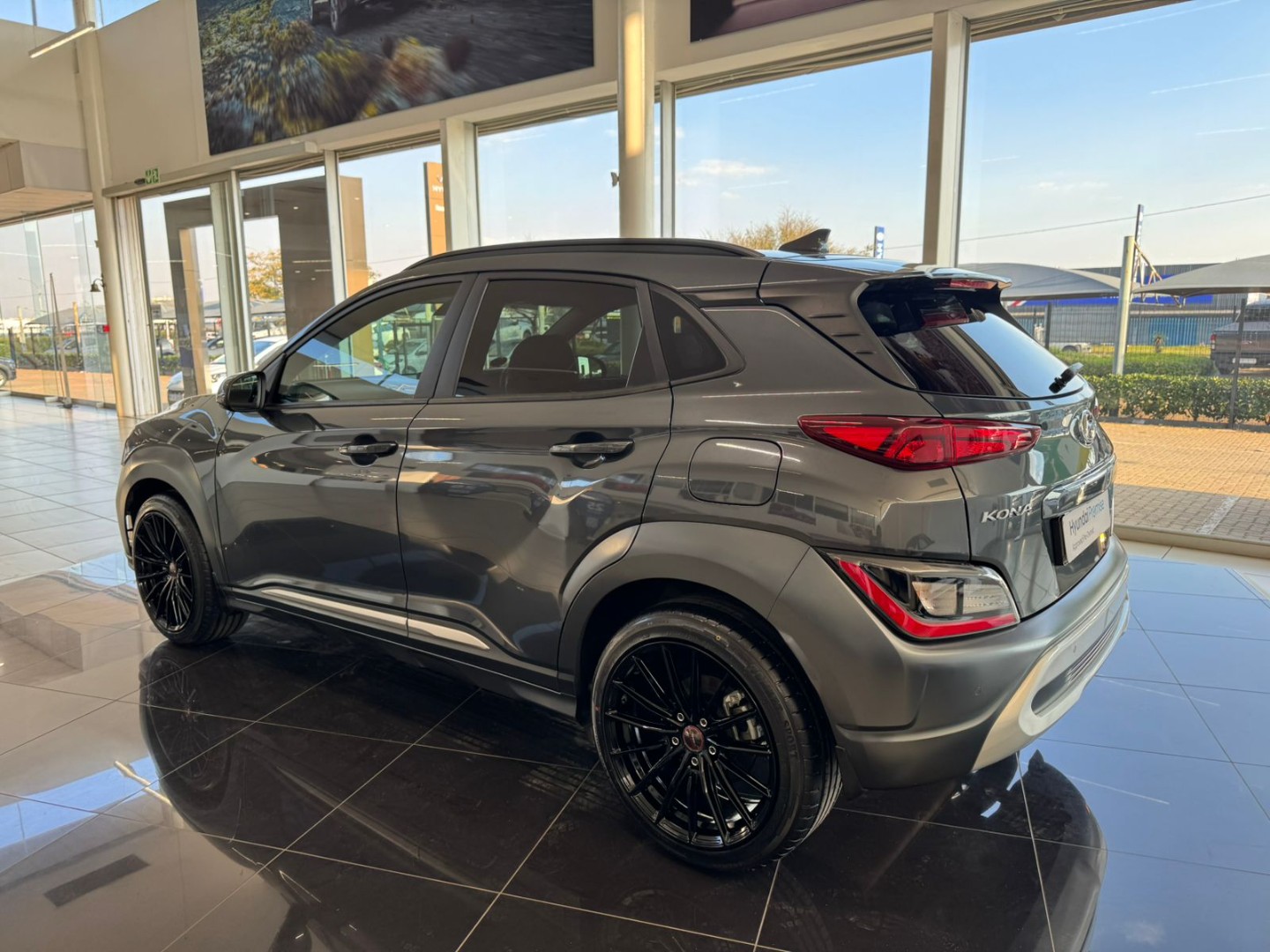 2022 HYUNDAI KONA 2.0 EXEC IVT MY21 thumbnail 4