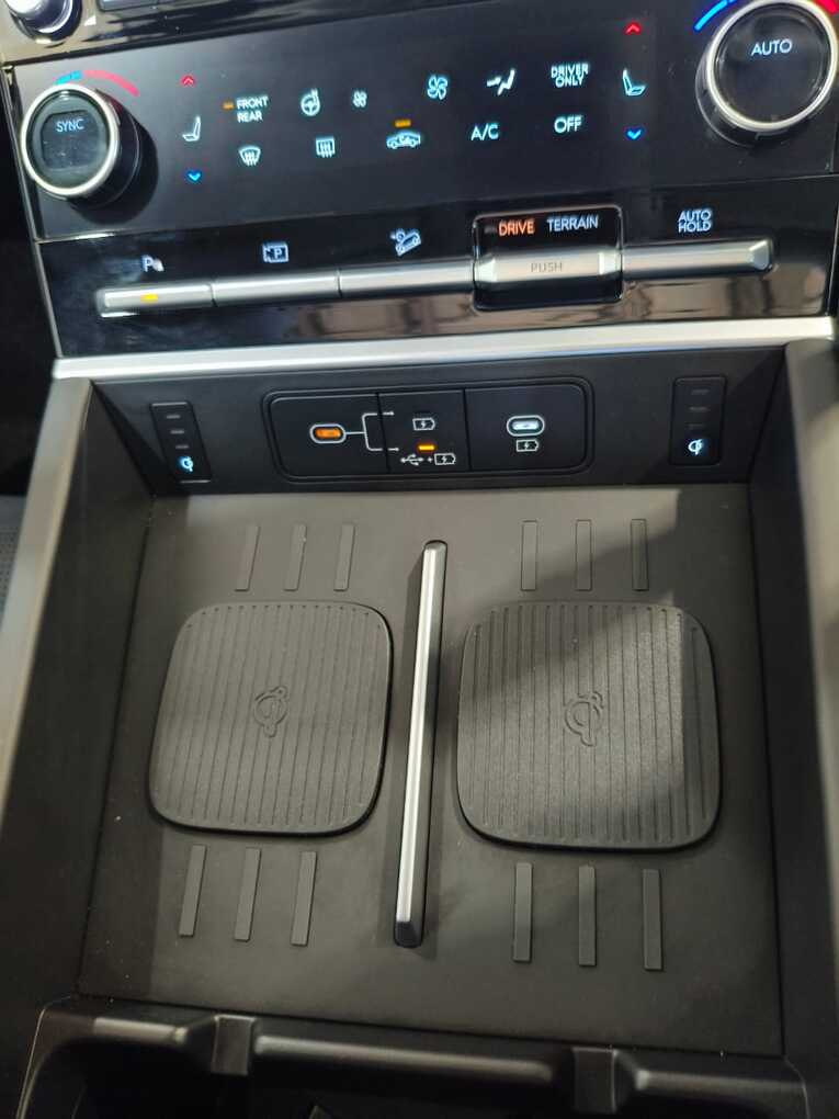 2025 Hyundai SANTE FE image 9