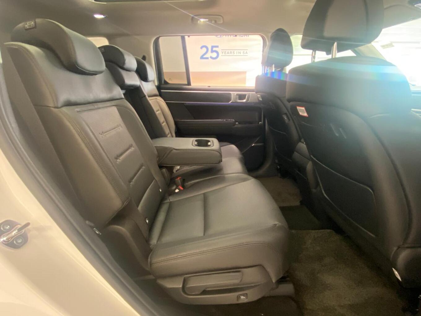 2026 Hyundai SANTE FE image 10