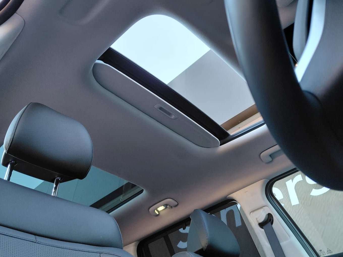 2026 Hyundai SANTE FE image 2