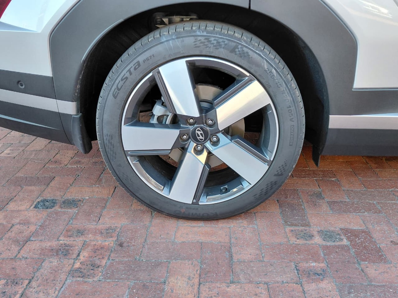 2026 Hyundai SANTE FE image 19
