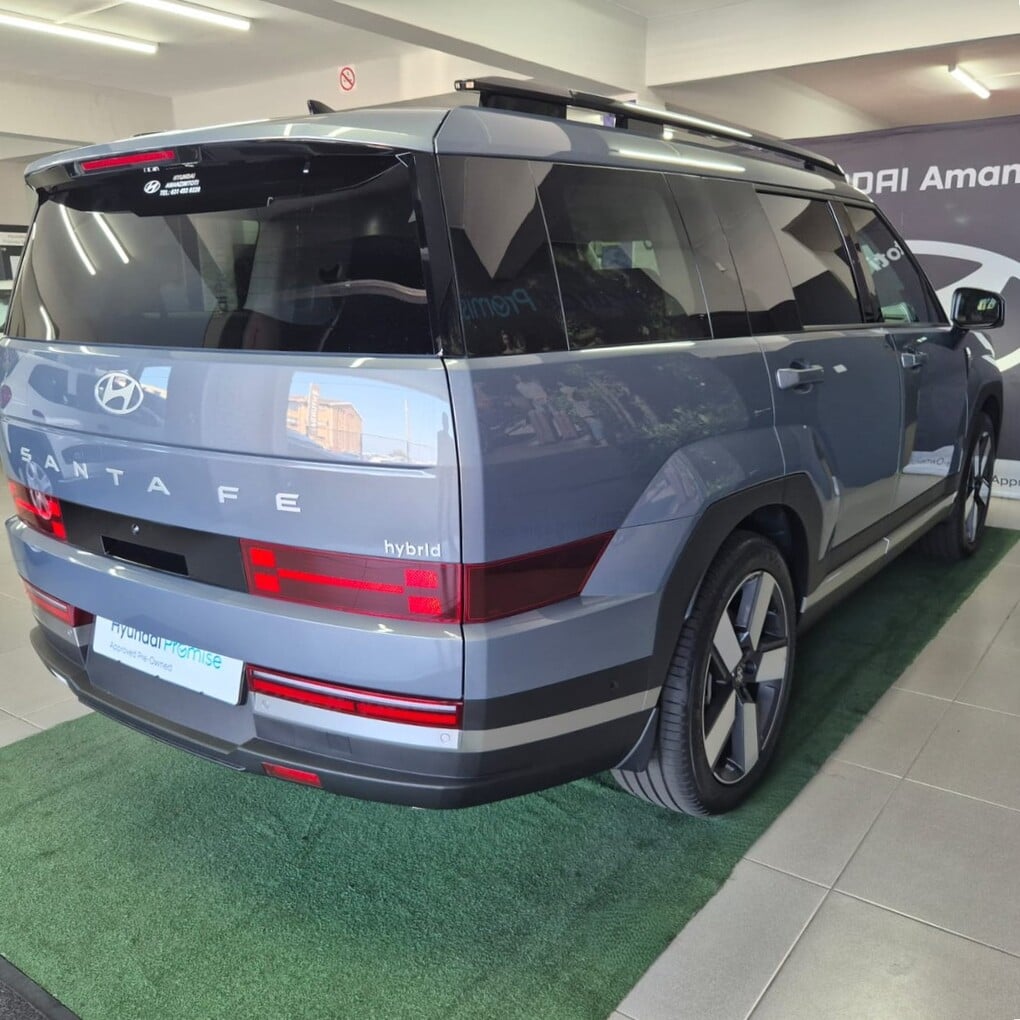 2026 Hyundai SANTE FE image 9