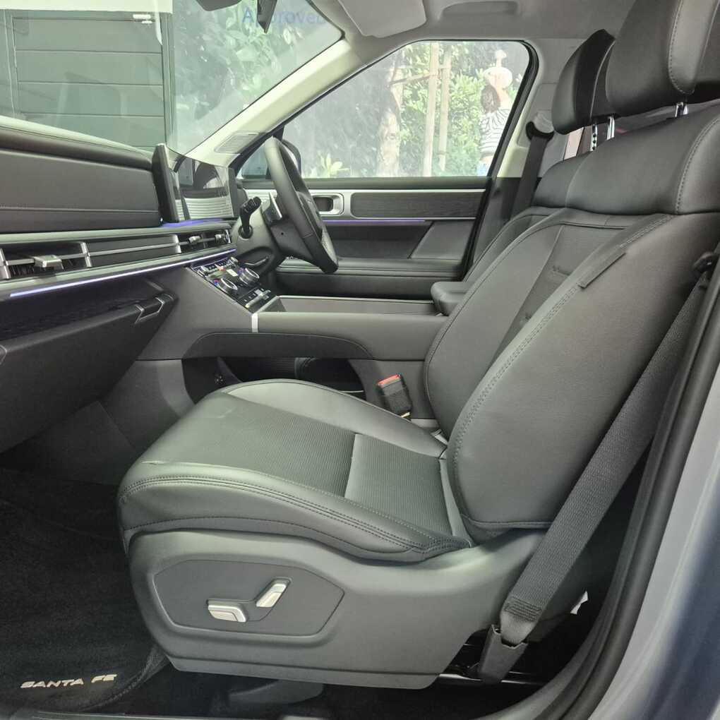 2026 Hyundai SANTE FE image 11