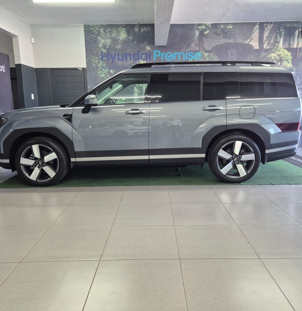 2026 Hyundai SANTE FE image 4