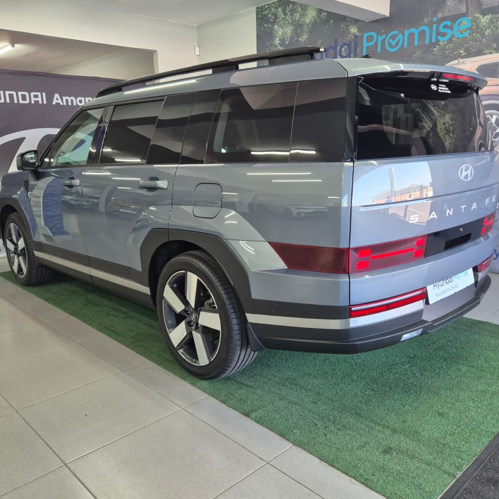 2026 Hyundai SANTE FE image 5