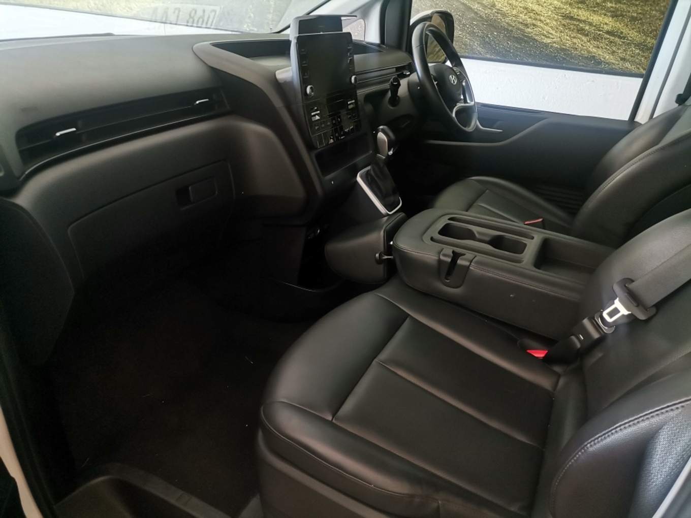2026 Hyundai STARIA STARIA 2.2D EXECUTIVE A/T thumbnail 12
