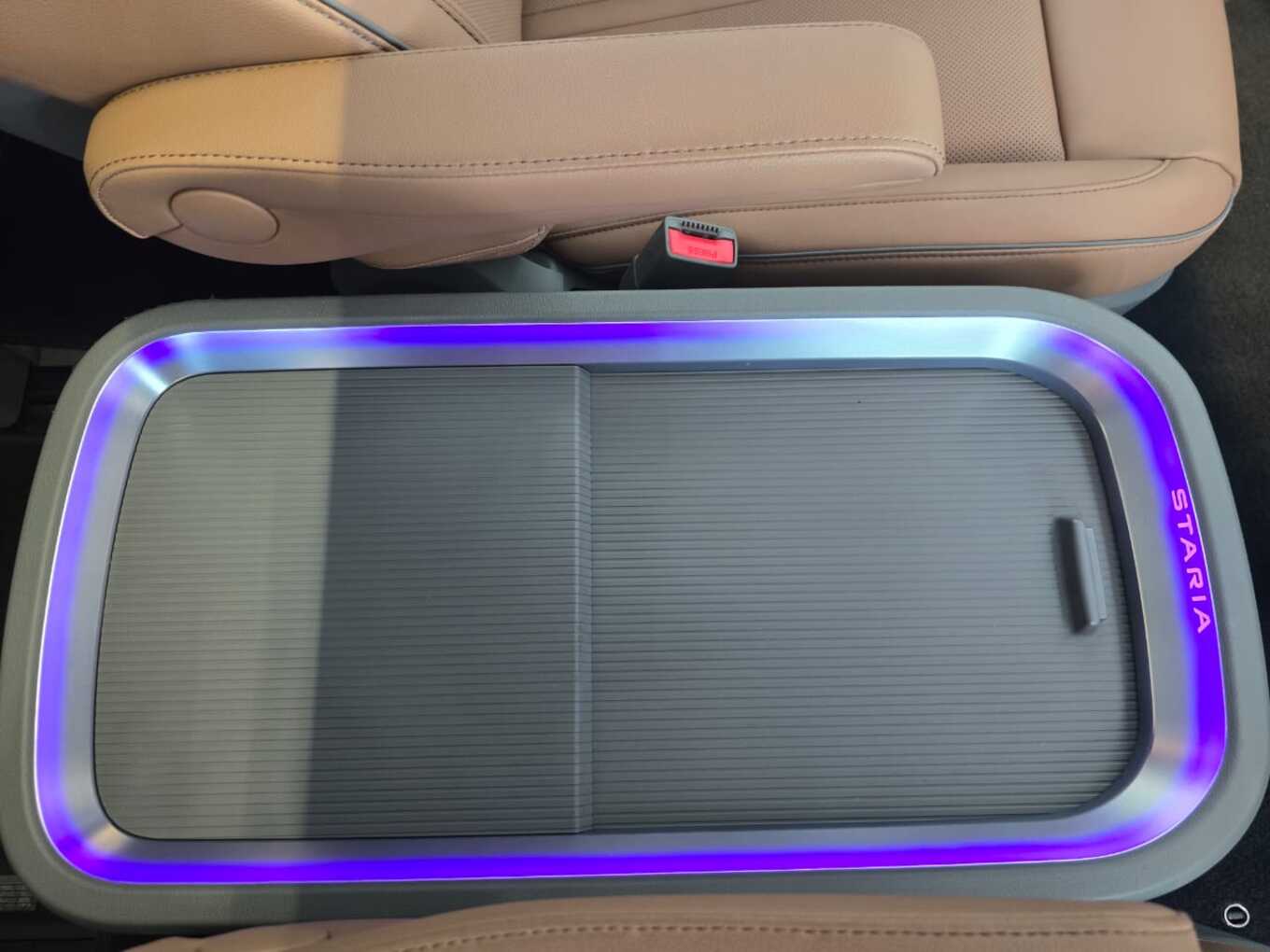 2026 Hyundai STARIA image 10