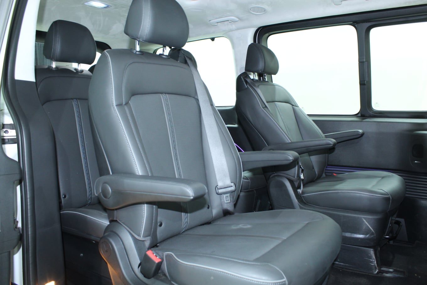 2026 Hyundai STARIA image 11