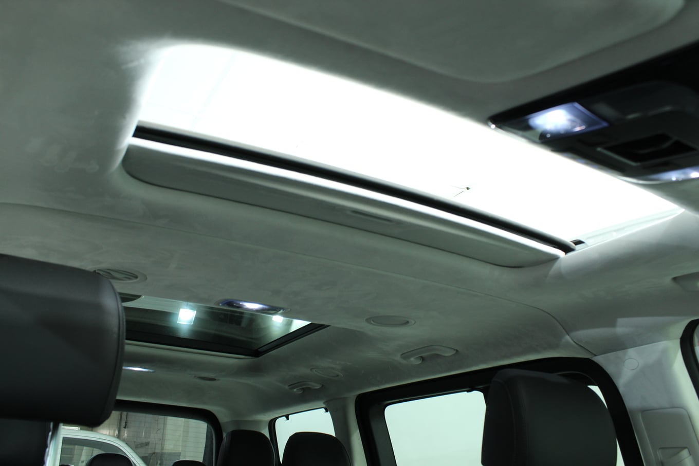 2026 Hyundai STARIA image 16