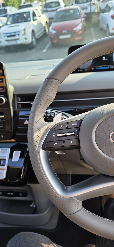 2026 Hyundai STARIA image 11