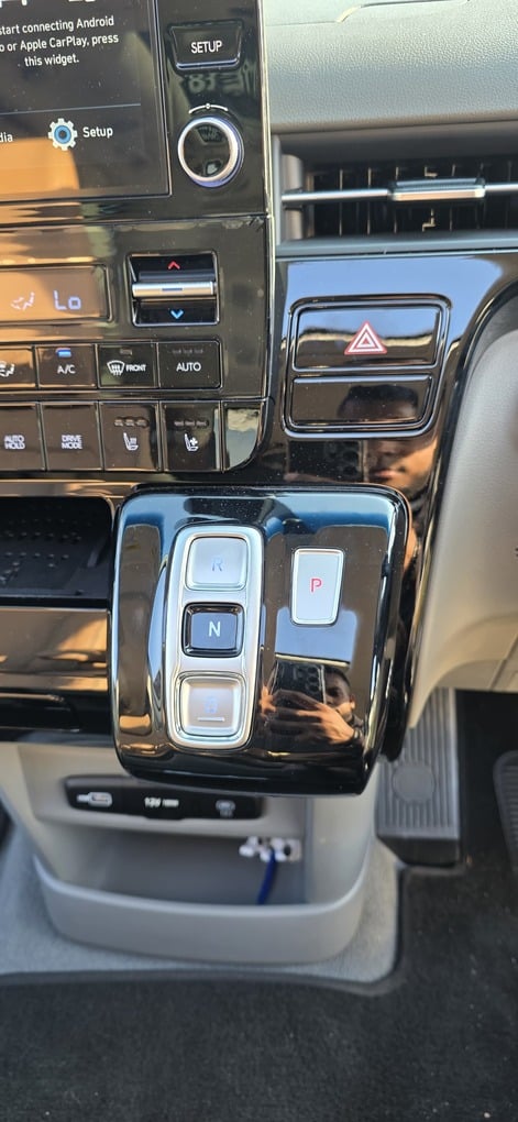 2026 Hyundai STARIA image 13