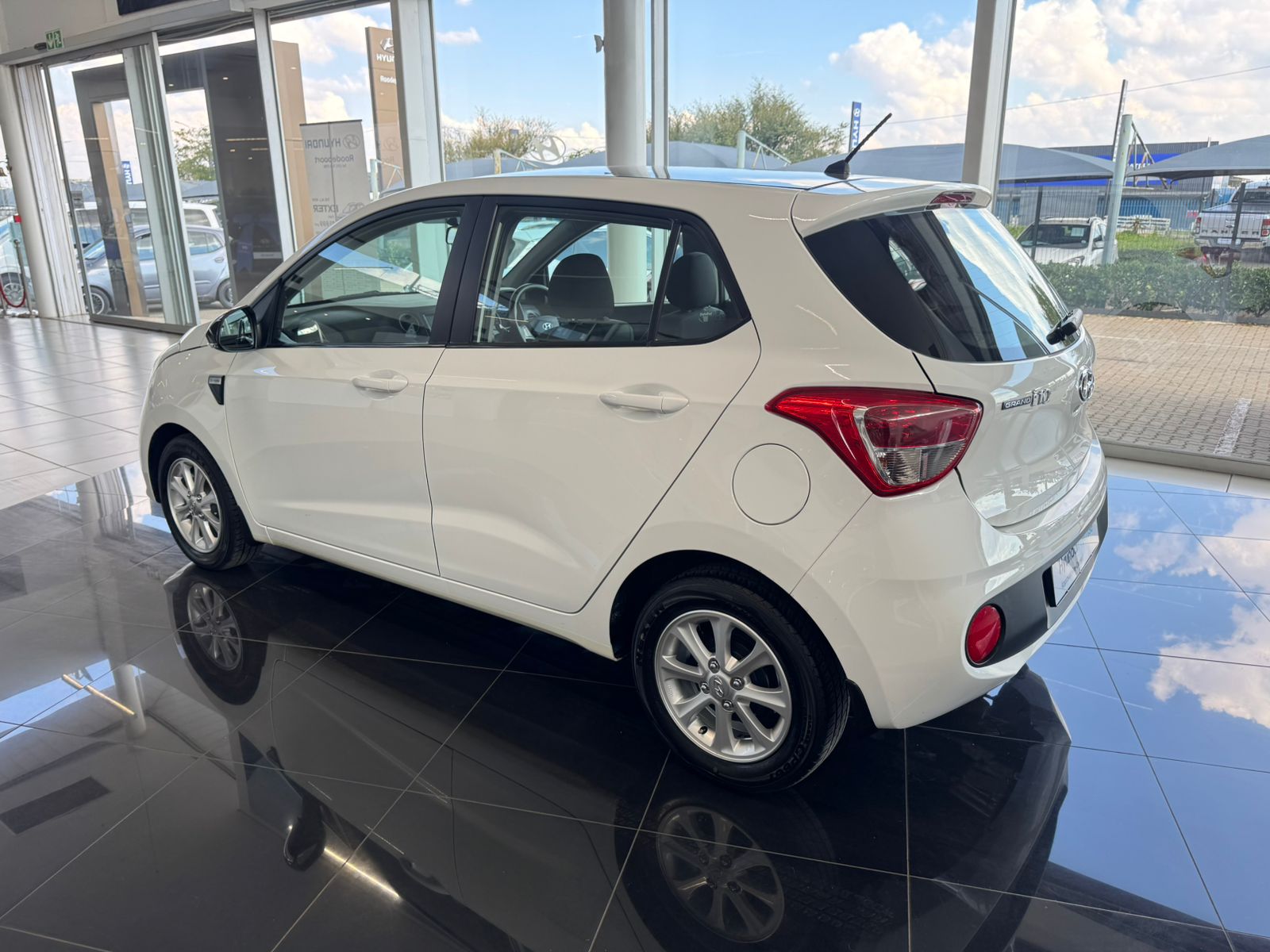 2020 HYUNDAI GRAND i10 1.25 FLUID M/T MY18 thumbnail 4