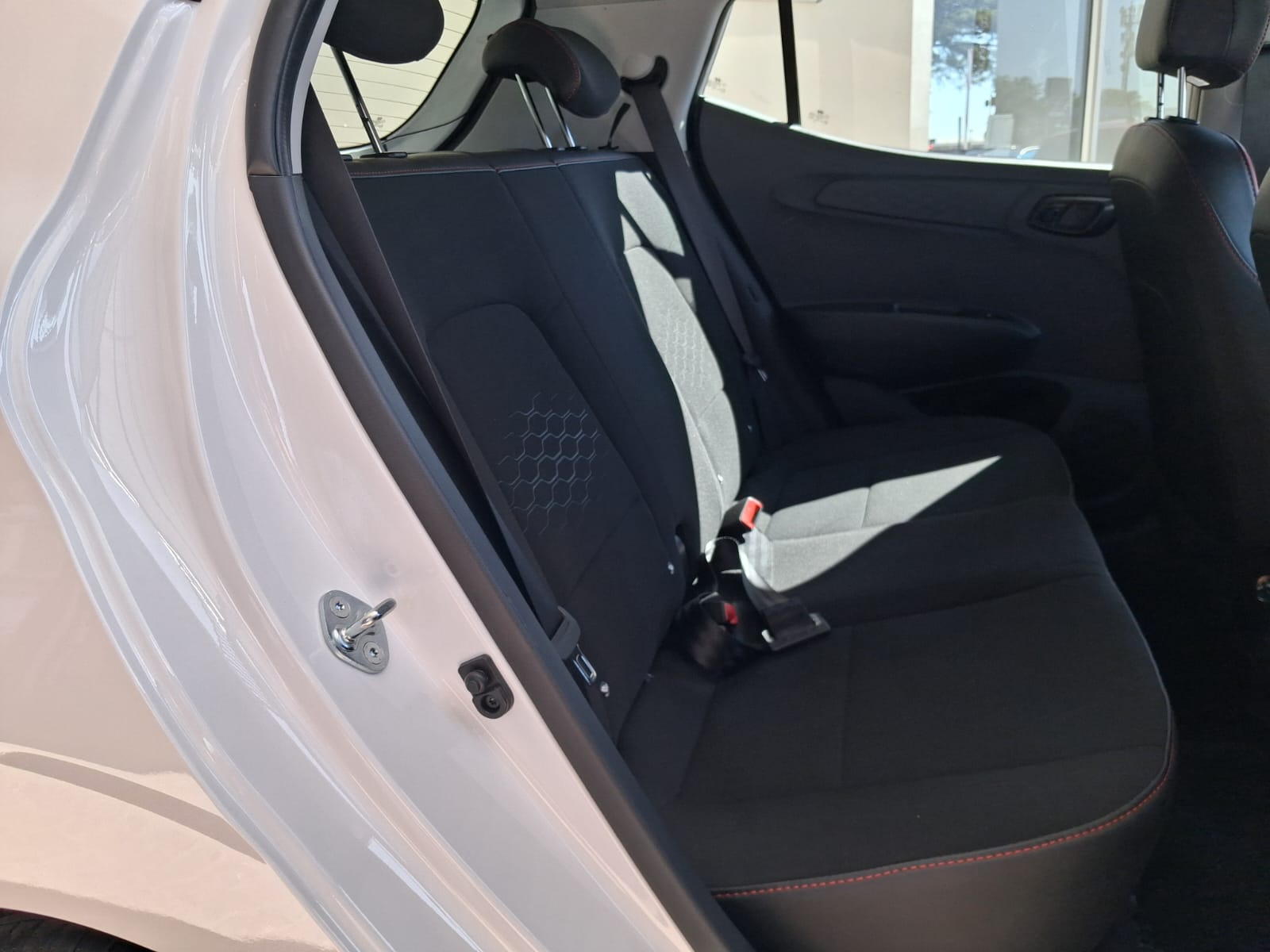 2025 HYUNDAI GRAND i10 1.0 PREMIUM M/T MY24 thumbnail 6