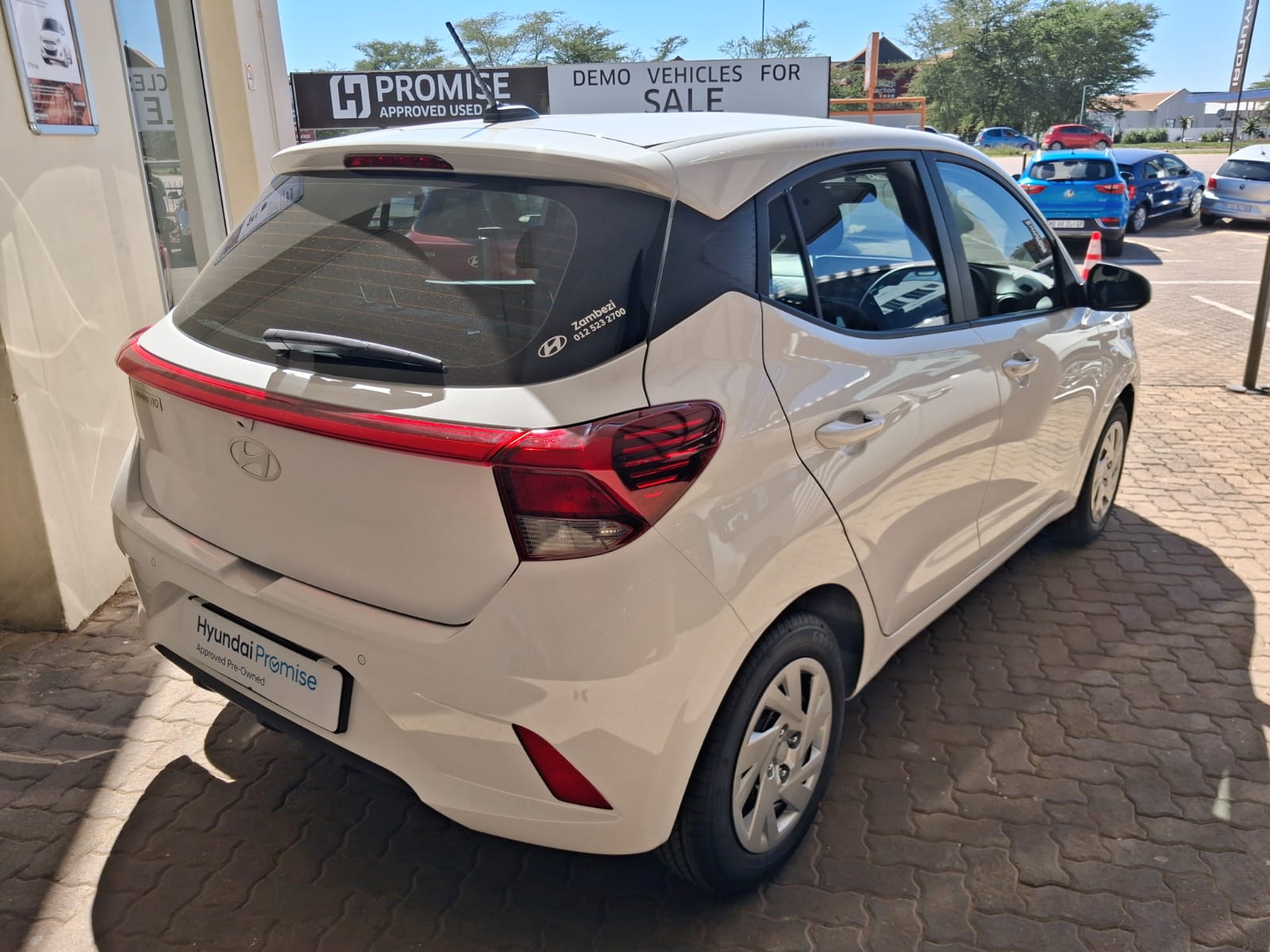 2025 HYUNDAI GRAND i10 1.0 PREMIUM M/T MY24 thumbnail 3