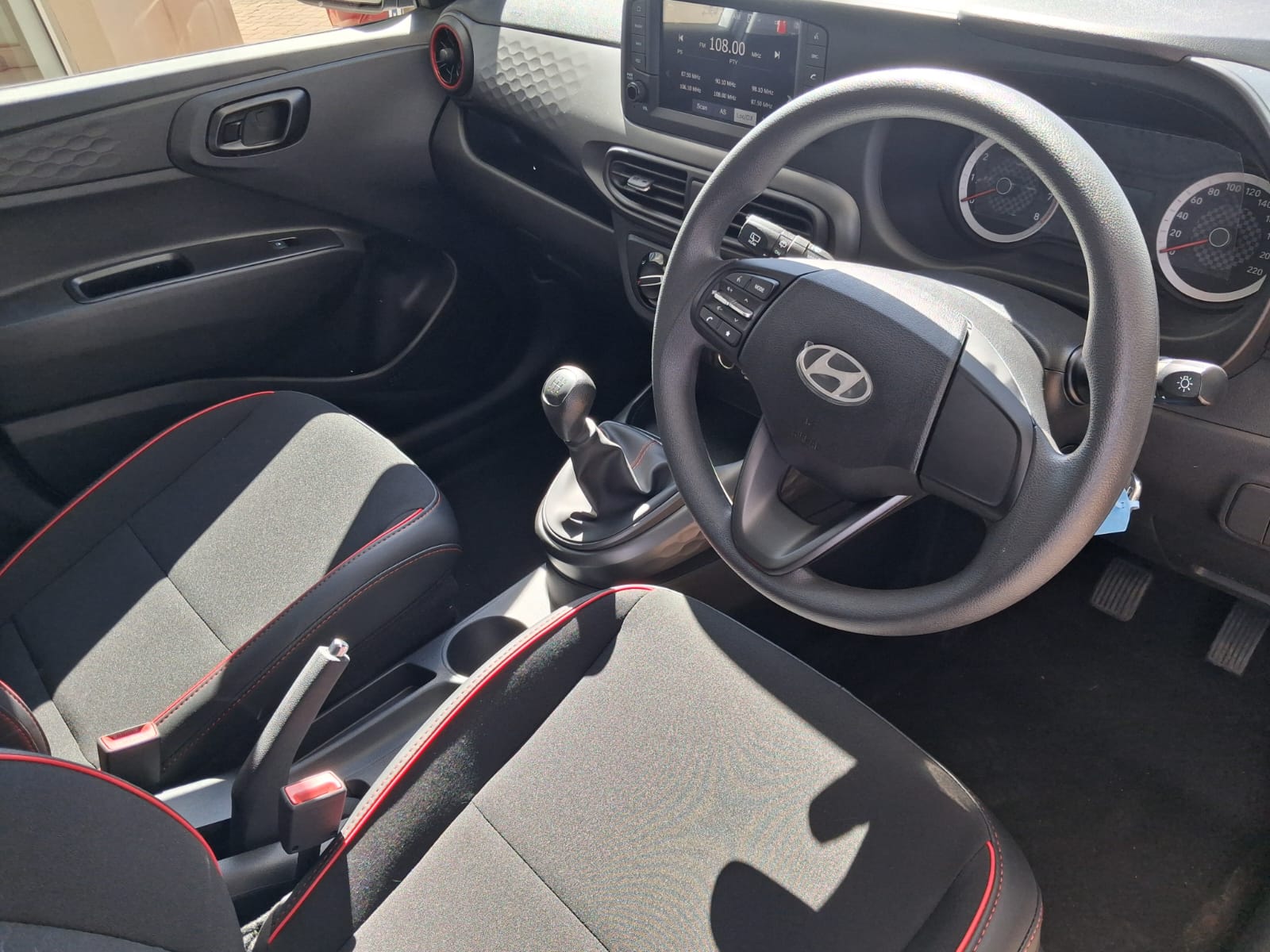 2025 HYUNDAI GRAND i10 1.0 PREMIUM M/T MY24 thumbnail 10