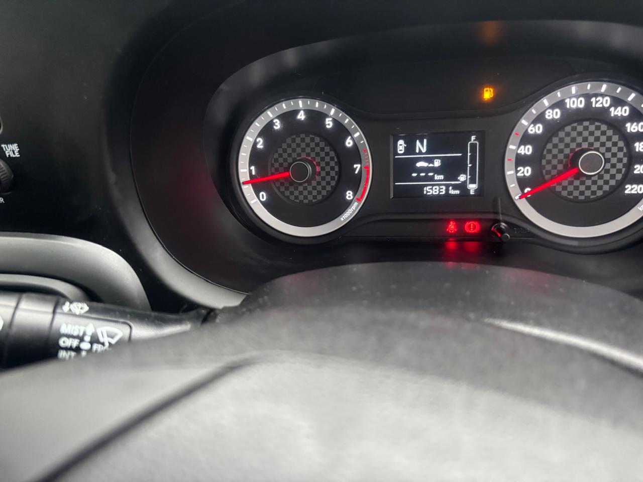 2025 HYUNDAI GRAND i10 1.2 PREMIUM A/T MY24 thumbnail 2
