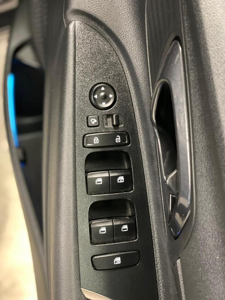 2021 Hyundai I20 i20 1.0 TGDI FLUID DCT thumbnail 14