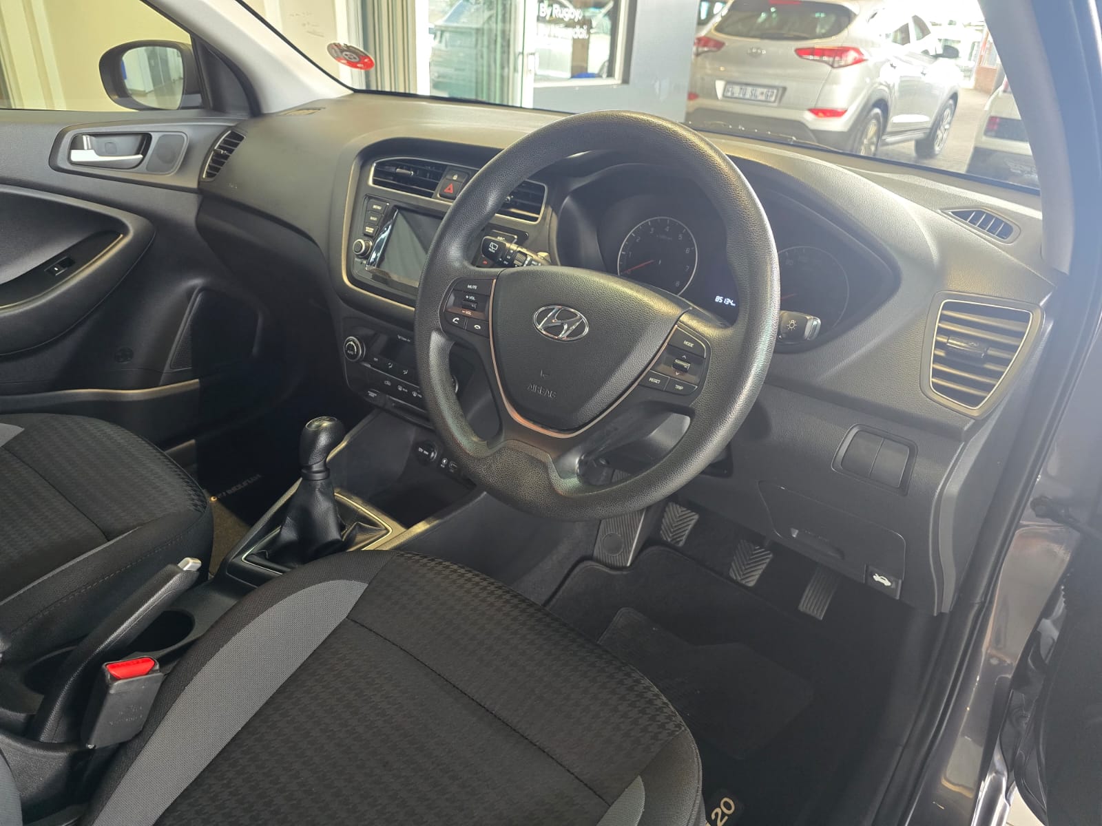 2019 HYUNDAI i20 1.2 FLUID M/T MY18 thumbnail 14