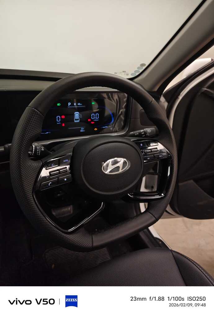 2026 Hyundai ALCAZAR ALCAZAR 2.0 EXECUTIVE A/T thumbnail 13